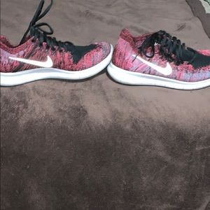 Nike flyknit free run